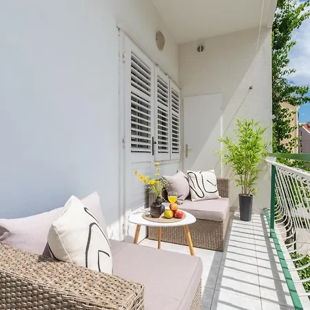 Apartment Luxury Nadalina Sea View *