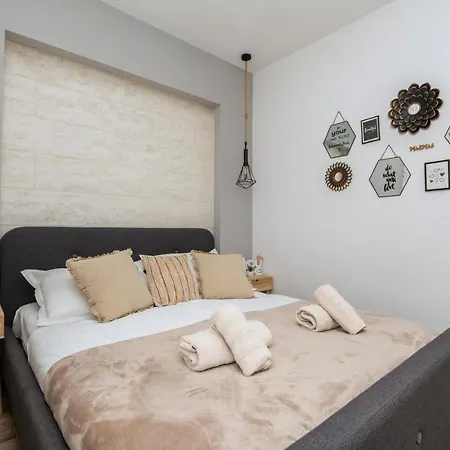 Apartment Luxury Nadalina Sea View