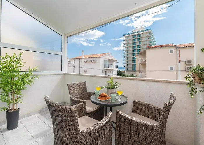 아파트 Luxury Nadalina Sea View *