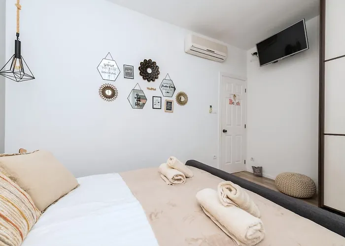 Luxury Nadalina Sea View 아파트