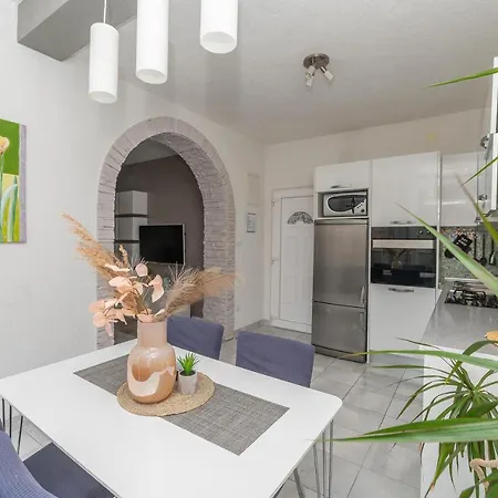 Luxury Nadalina Sea View Apartman Makarska